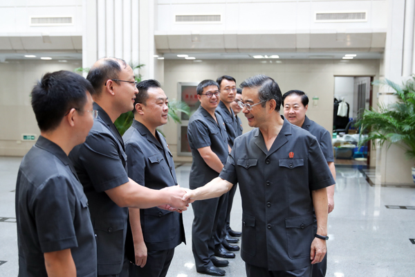 周强勉励最高人民法院援疆干部 忠诚履职尽责 不负党和人民重托 马世忠主持座谈并讲话